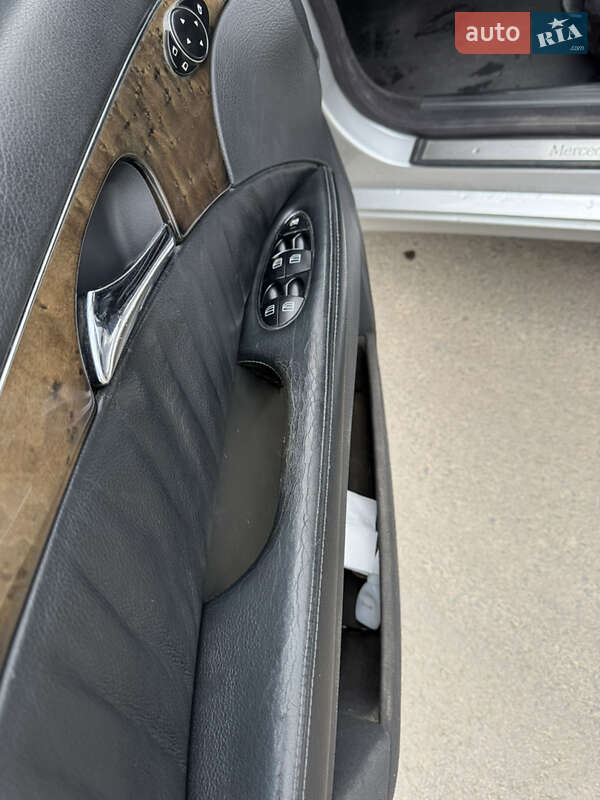 Седан Mercedes-Benz E-Class 2002 в Черновцах