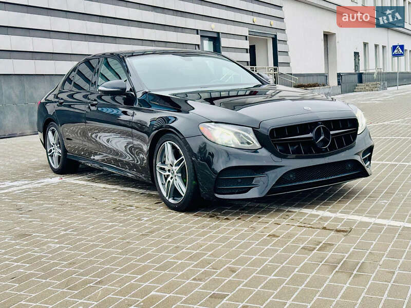 Седан Mercedes-Benz E-Class 2019 в 
