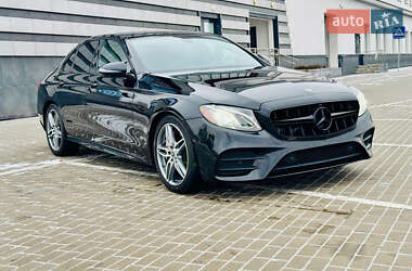Седан Mercedes-Benz E-Class 2019 в 