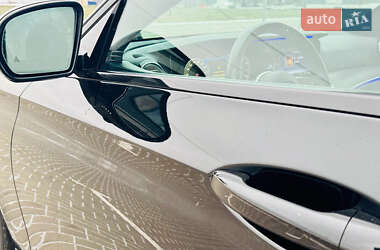 Седан Mercedes-Benz E-Class 2019 в 