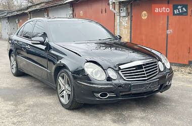 Седан Mercedes-Benz E-Class 2007 в Киеве