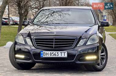 Седан Mercedes-Benz E-Class 2012 в 