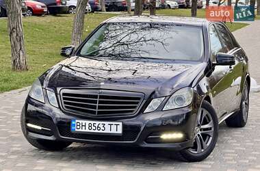 Седан Mercedes-Benz E-Class 2012 в 