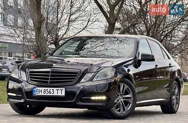 Седан Mercedes-Benz E-Class 2012 в 