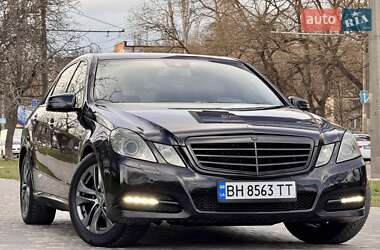 Седан Mercedes-Benz E-Class 2012 в 