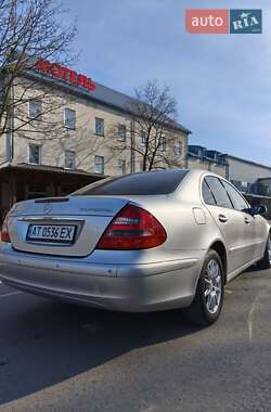 Седан Mercedes-Benz E-Class 2003 в 
