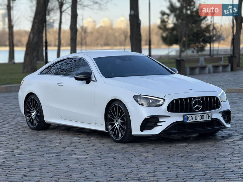 Купе Mercedes-Benz E-Class 2023 в Киеве