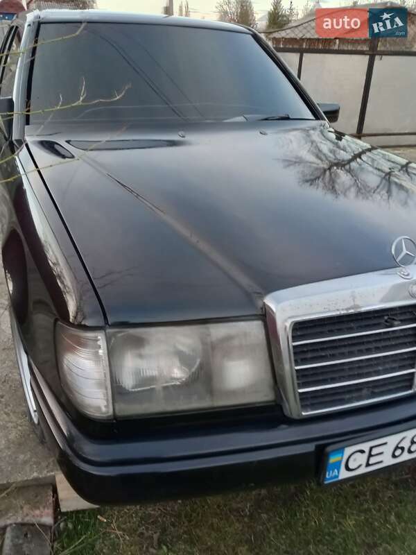 Седан Mercedes-Benz E-Class 1989 в Вашковцах