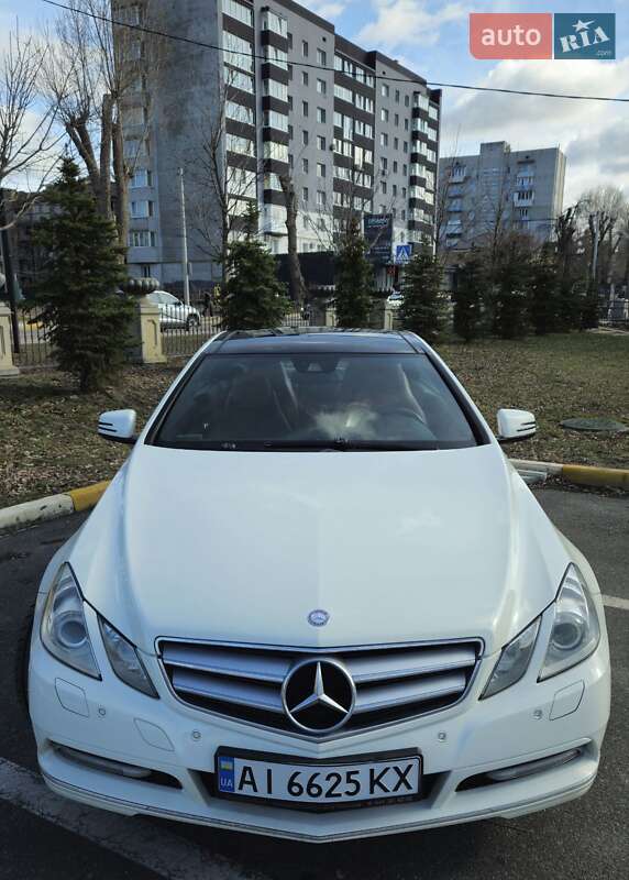 Купе Mercedes-Benz E-Class 2011 в Ирпене