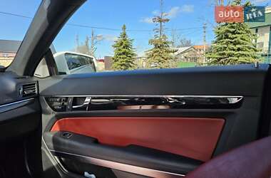 Купе Mercedes-Benz E-Class 2011 в 