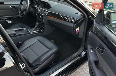 Седан Mercedes-Benz E-Class 2010 в 