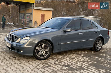 Седан Mercedes-Benz E-Class 2003 в Турке