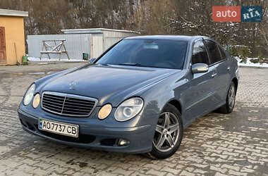 Седан Mercedes-Benz E-Class 2003 в Турке