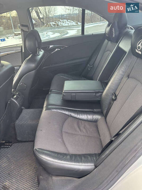 Седан Mercedes-Benz E-Class 2003 в Кривом Роге фото 6 Седан Mercedes-Benz E-Class 2003 в Кривом Роге