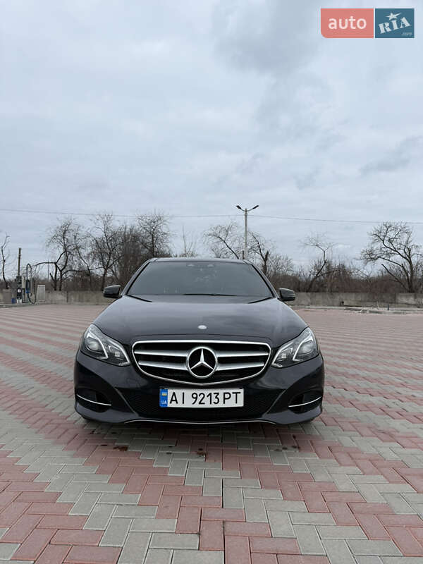 Седан Mercedes-Benz E-Class 2014 в Білій Церкві