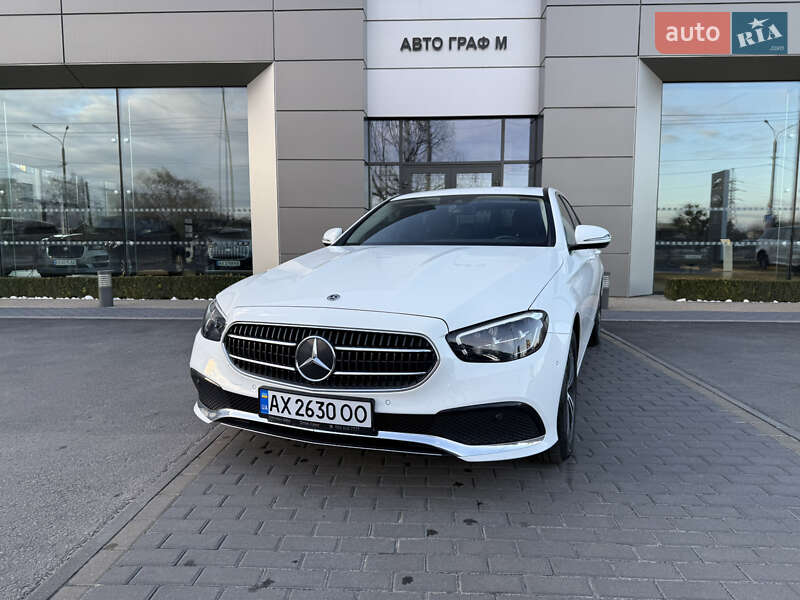 Седан Mercedes-Benz E-Class 2021 в 