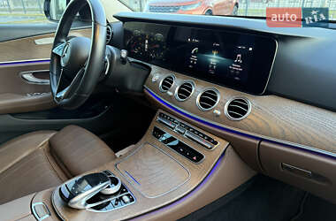 Седан Mercedes-Benz E-Class 2021 в 