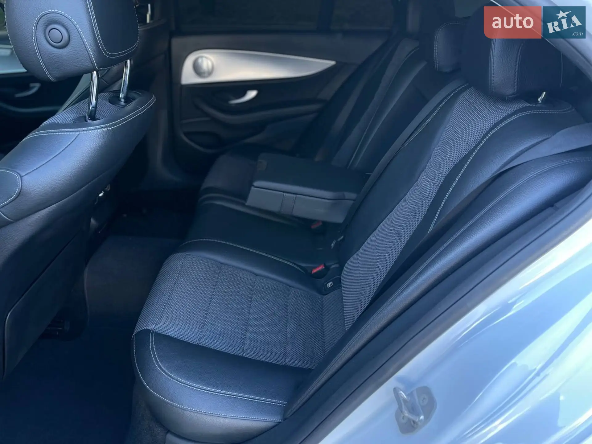 2016 Mercedes-Benz E-klasse - мініатюра 18