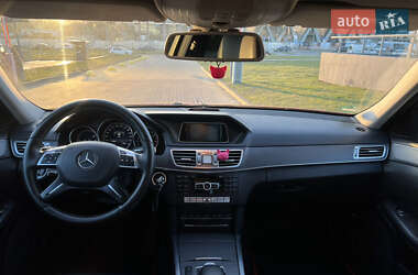 Седан Mercedes-Benz E-Class 2014 в 