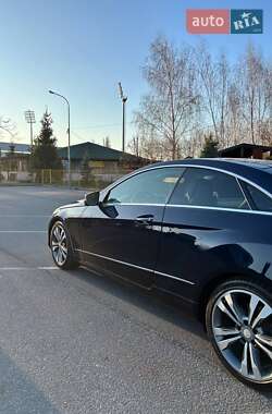 Купе Mercedes-Benz E-Class 2016 в 