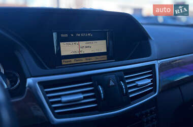 Седан Mercedes-Benz E-Class 2012 в 