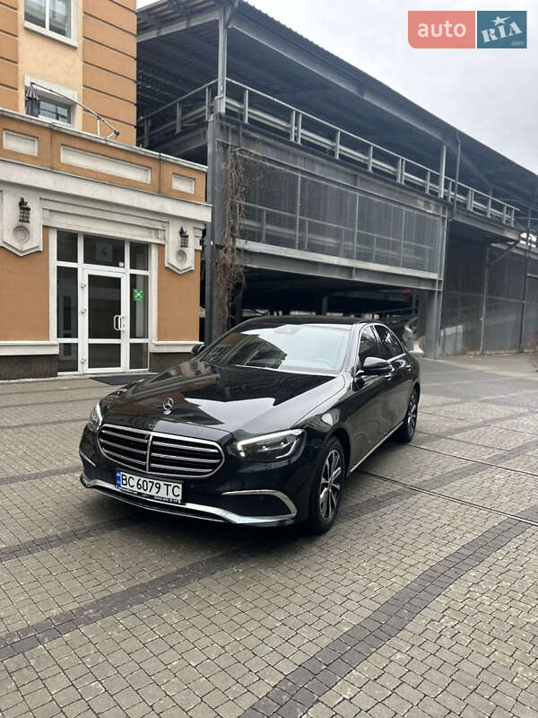 Седан Mercedes-Benz E-Class 2020 в Киеве