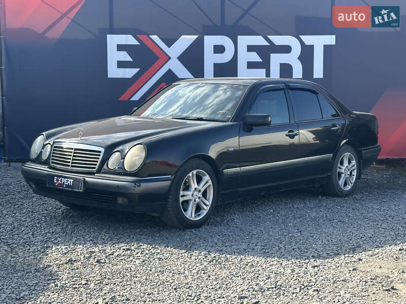 Седан Mercedes-Benz E-Class 1997 в Львові