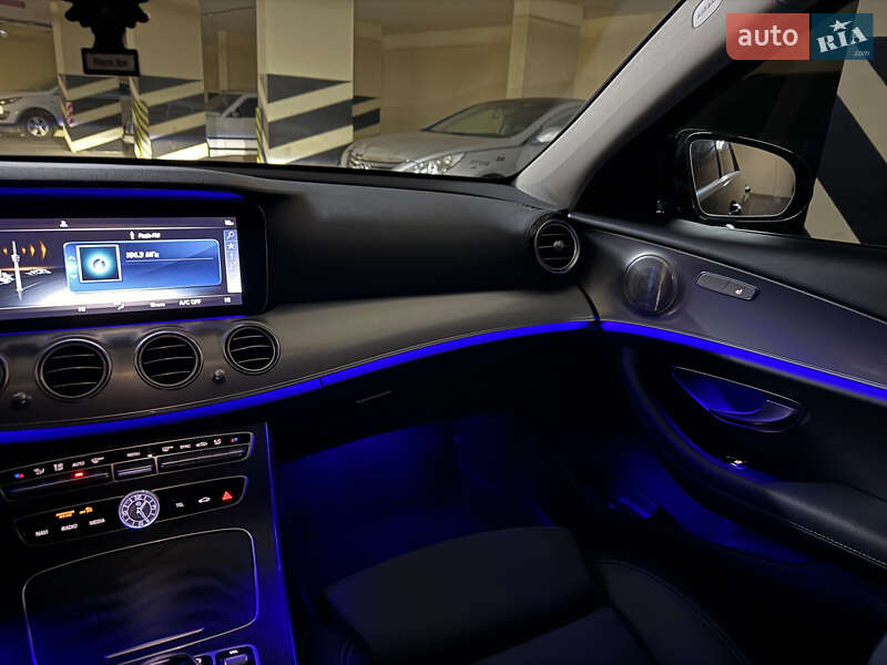 Седан Mercedes-Benz E-Class 2020 в Одесі