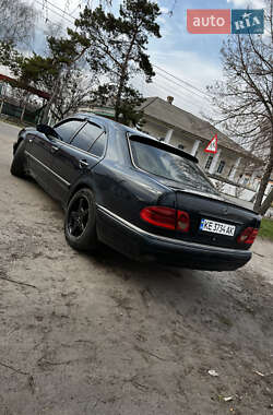 Седан Mercedes-Benz E-Class 1999 в 