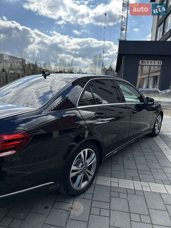 Седан Mercedes-Benz E-Class 2013 в Долине