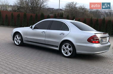 Седан Mercedes-Benz E-Class 2008 в 