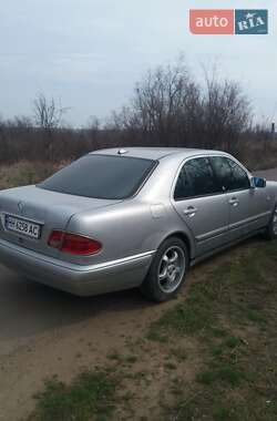 Седан Mercedes-Benz E-Class 1999 в 
