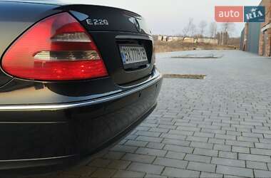 Седан Mercedes-Benz E-Class 2006 в 