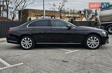 Седан Mercedes-Benz E-Class 2016 в 