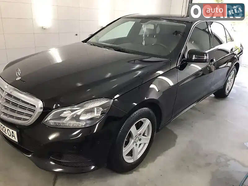 Седан Mercedes-Benz E-Class 2015 в Дрогобичі