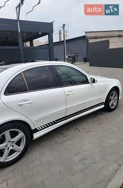 Седан Mercedes-Benz E-Class 2002 в 
