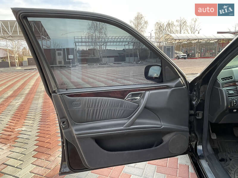 Седан Mercedes-Benz E-Class 2000 в Білій Церкві