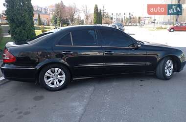 Седан Mercedes-Benz E-Class 2004 в 