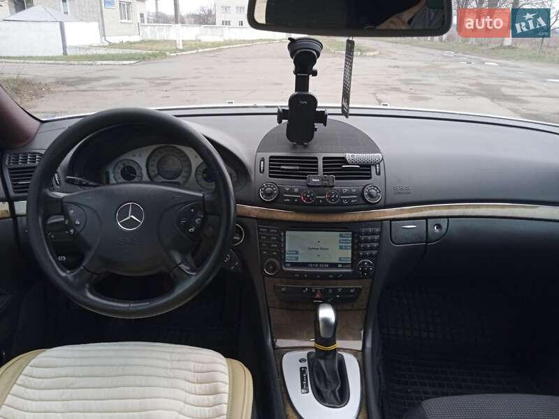 Седан Mercedes-Benz E-Class 2004 в Гайсину