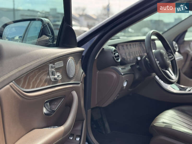 Седан Mercedes-Benz E-Class 2018 в Днепре фото 16 Седан Mercedes-Benz E-Class 2018 в Днепре