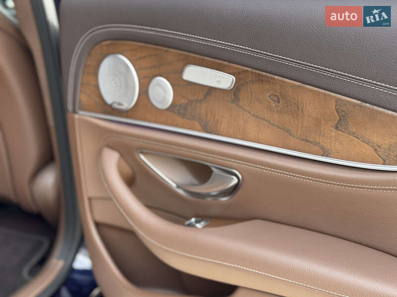 Седан Mercedes-Benz E-Class 2018 в Днепре фото 23 Седан Mercedes-Benz E-Class 2018 в Днепре