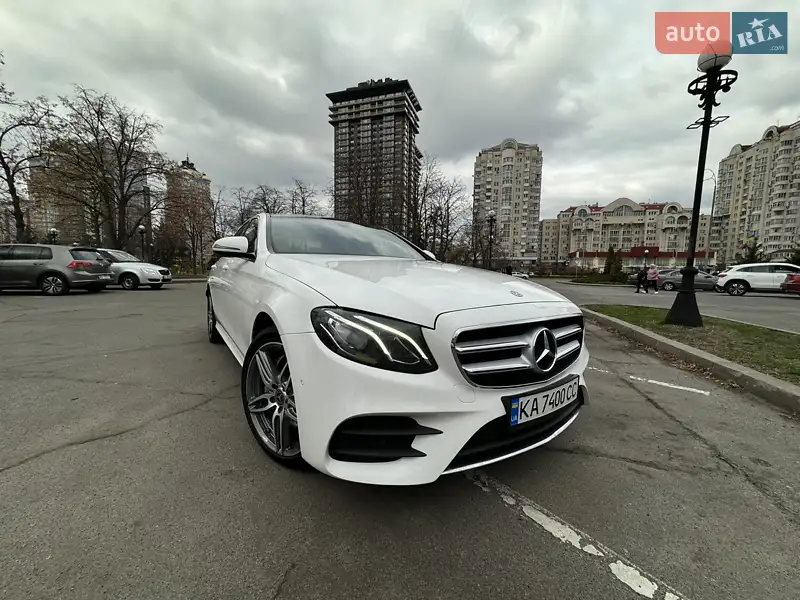 Седан Mercedes-Benz E-Class 2017 в 