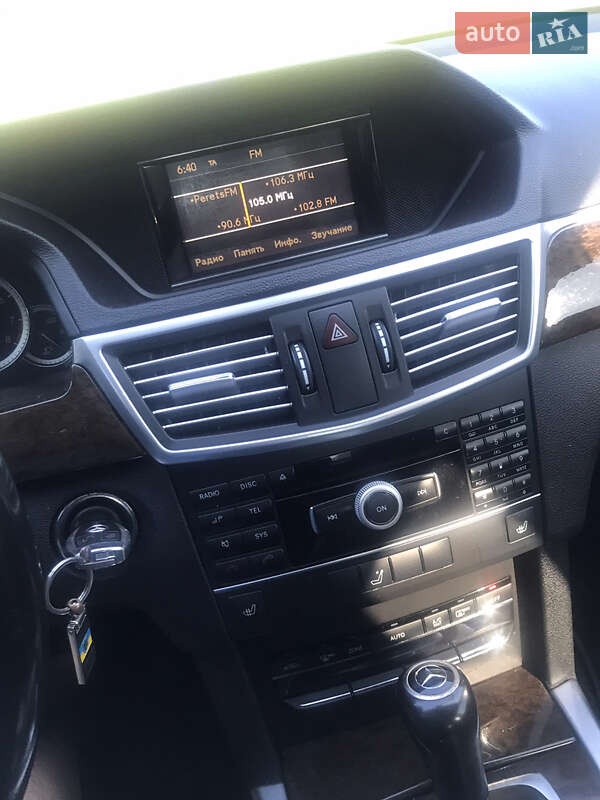 Седан Mercedes-Benz E-Class 2012 в Коломые