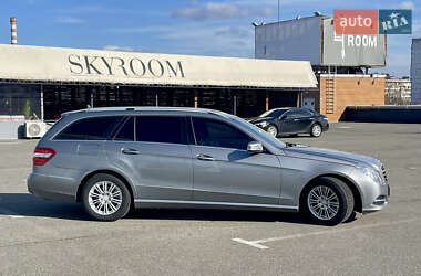 Універсал Mercedes-Benz E-Class 2012 в 