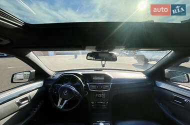 Універсал Mercedes-Benz E-Class 2012 в 