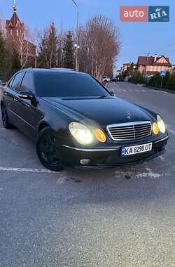 Седан Mercedes-Benz E-Class 2004 в 