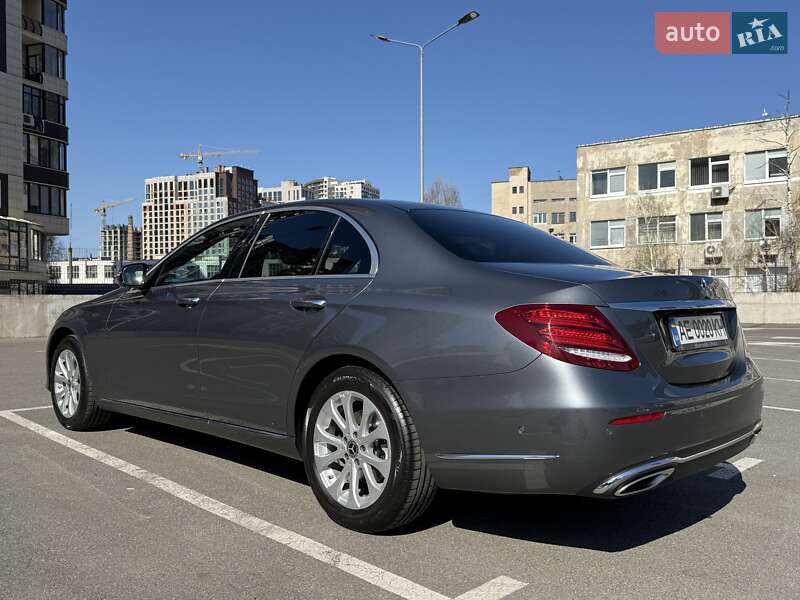 Седан Mercedes-Benz E-Class 2018 в Киеве
