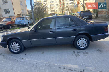 Седан Mercedes-Benz E-Class 1990 в 