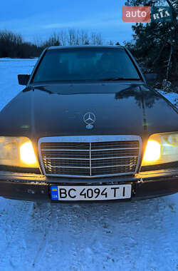 Седан Mercedes-Benz E-Class 1990 в 