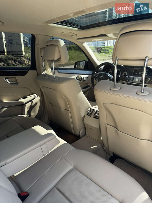 Седан Mercedes-Benz E-Class 2014 в Києві